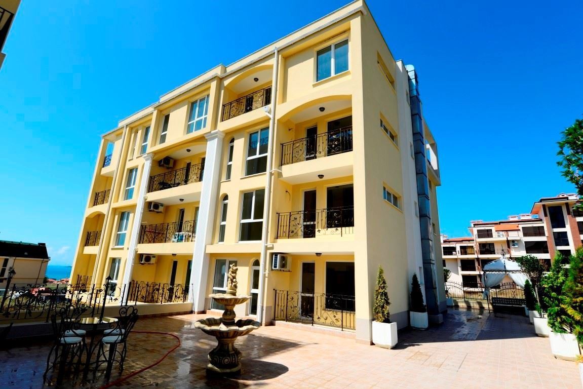 Komfort a praktičnost u moře – plně zařízený apartmán s jednou ložnicí ve Sveti Vlas