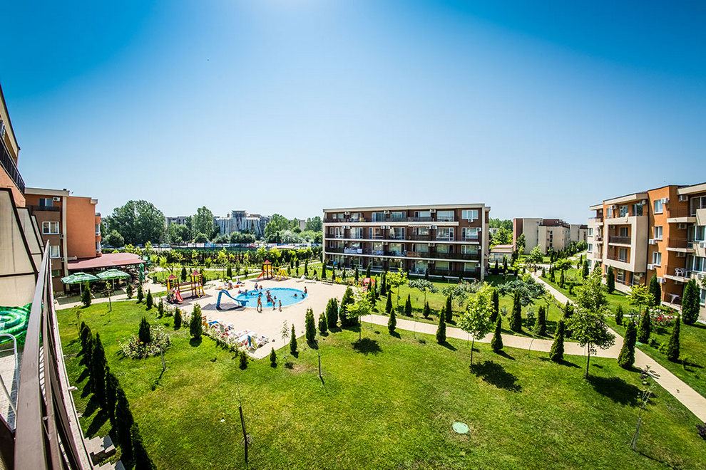 Světlý a teplý apartmán s jednou ložnicí u aquaparku v Sunny Beach – výborná investice k pronájmu