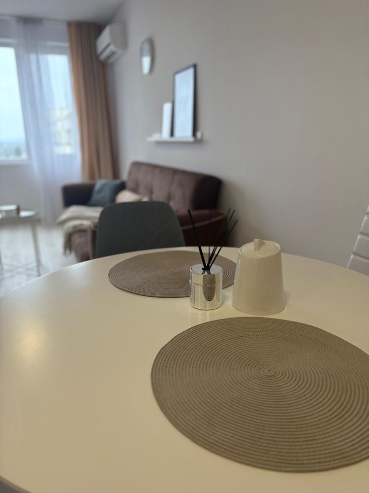 Prostorný a moderní byt s jednou ložnicí se všemi vybaveními v Pomorie