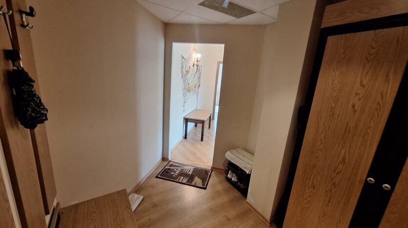 Dvoupokojový apartmán v první linii v Elenite s výhledem na moře a vysokým investičním potenciálem