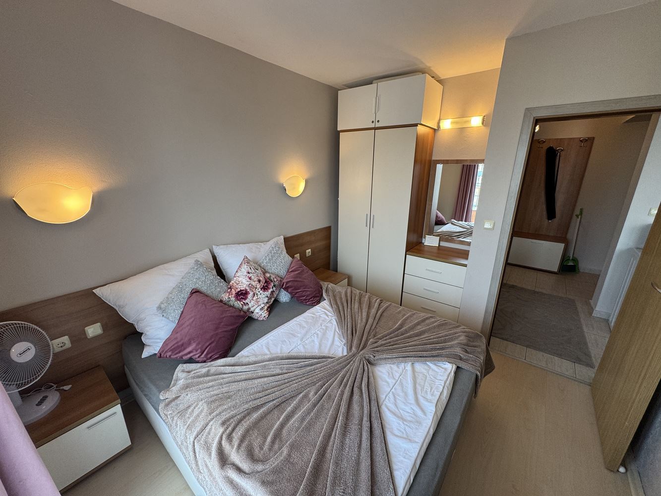 Apartmán s jednou ložnicí a panoramatickým výhledem v srdci Slunečného pobřeží