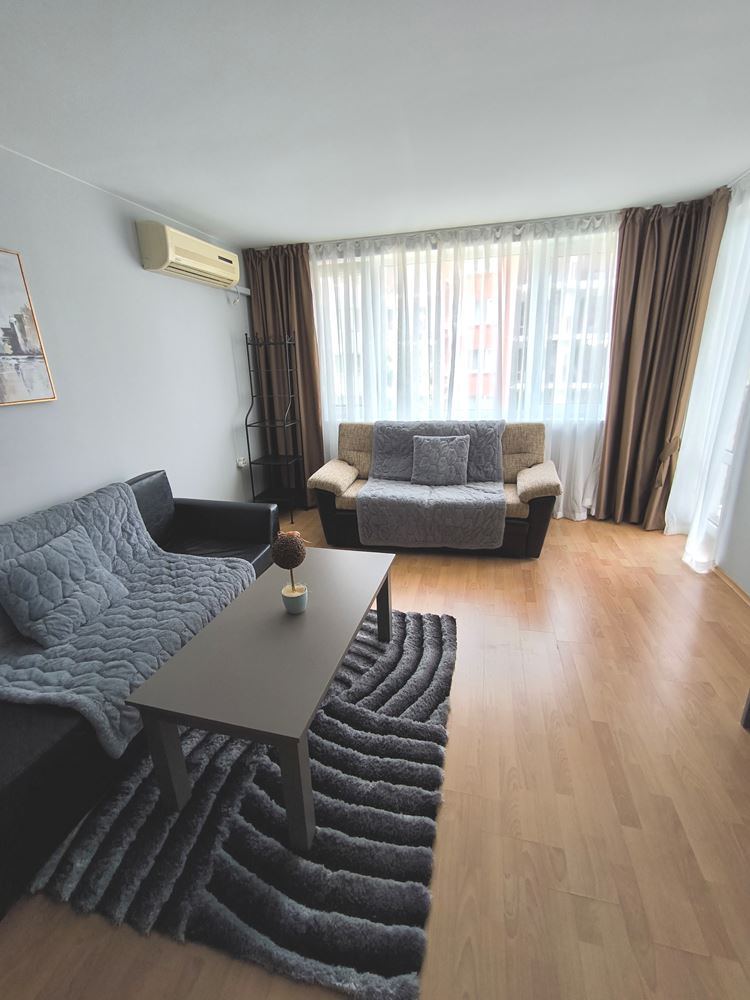 Luxusní apartmán s jednou ložnicí v první linii u moře ve Svetém Vlasu