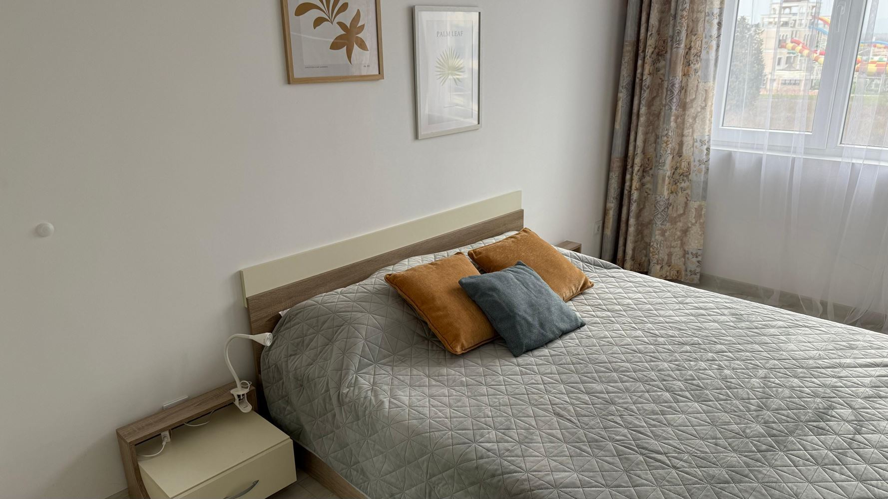 Prostorný a moderní byt s jednou ložnicí se všemi vybaveními v Pomorie