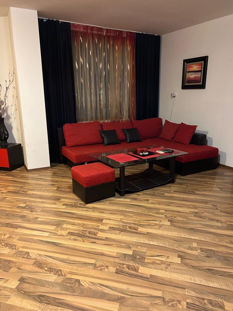 Prostorný apartmán se dvěma ložnicemi a panoramatickým výhledem na moře v Sveti Vlas