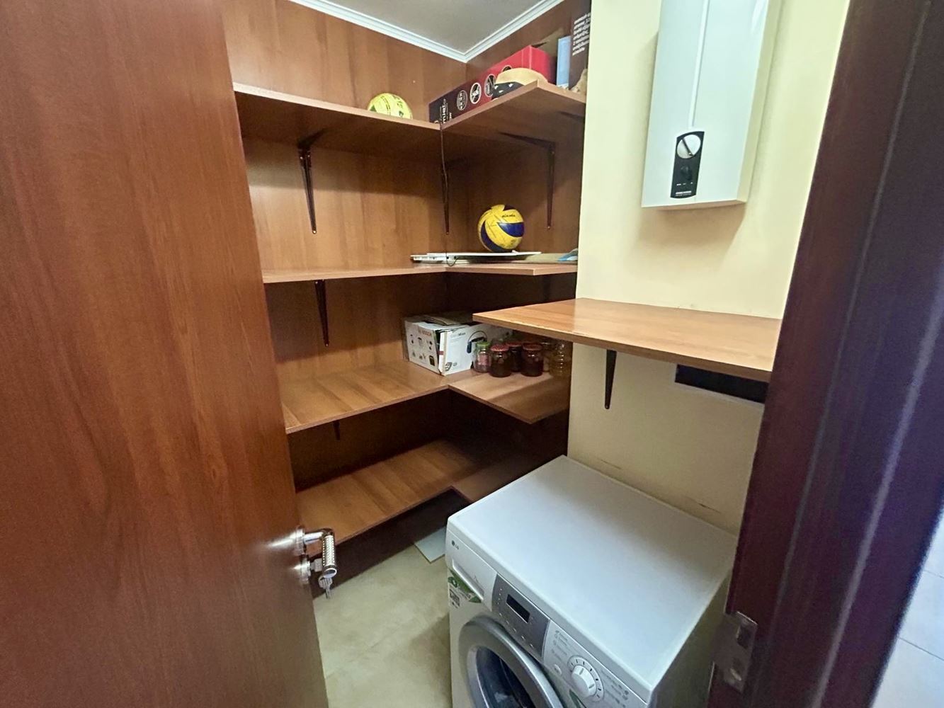 Prostorný apartmán se dvěma ložnicemi v Nesebaru – dvě terasy a možnost třetí ložnice
