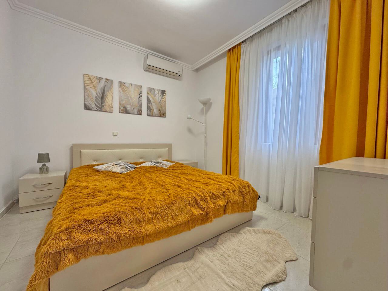 Prostorný dvoupokojový apartmán v prestižním komplexu v Sveti Vlas – 200 metrů od moře