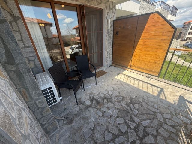 Studio s výhledem na moře v luxusním komplexu v Aheloy – komfort, styl a relaxace