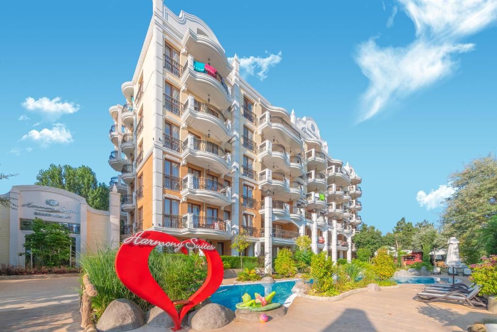 Apartmán s jednou ložnicí s výhledem na park a bazén v prestižním komplexu na Slunečném pobřeží