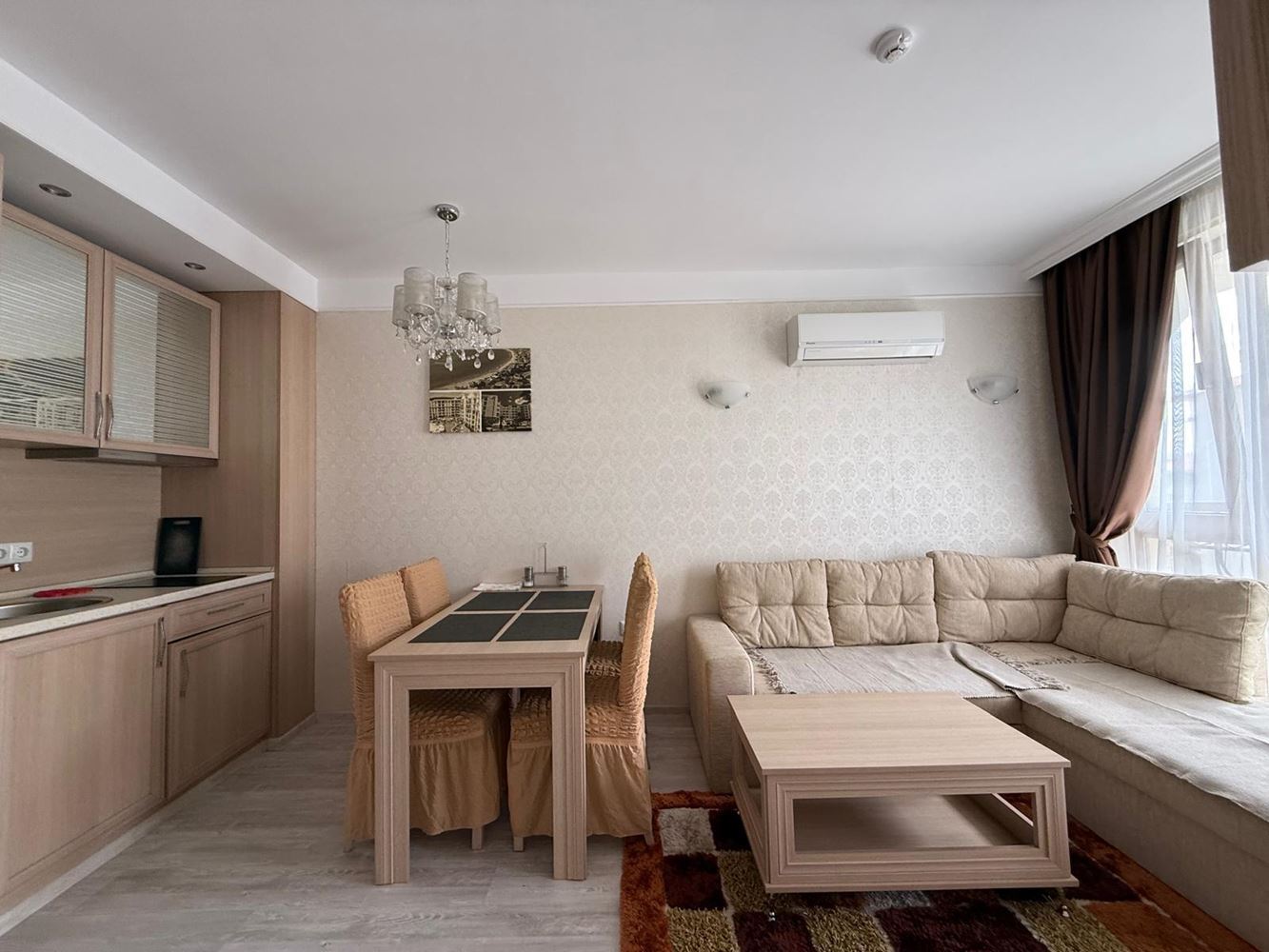 Apartmán s jednou ložnicí v luxusním komplexu ve Slunečném pobřeží s působivými bazény a odpočinkovými zónami