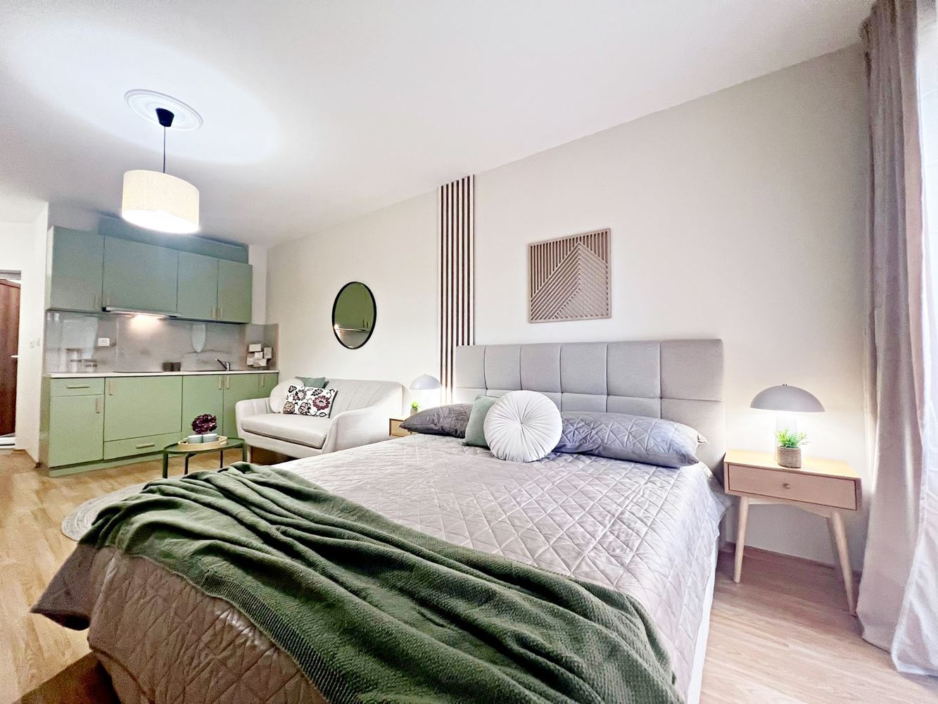Studio s designovou rekonstrukcí ve Sveti Vlas – pouhých 200 m od moře