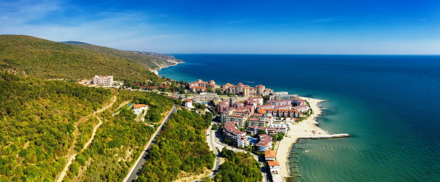 Plně zařízený apartmán s jednou ložnicí přímo u pláže s výhledem na moře v Elenite