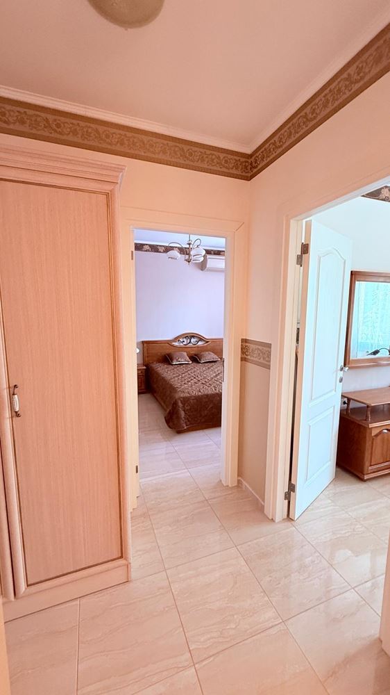 Luxusní dvoupokojový apartmán v komplexu v Nesebaru – 200 metrů od pláže, výhled na bazén a zahradu