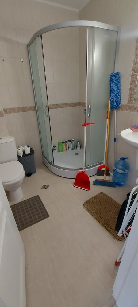 Prostorný apartmán s jednou ložnicí na Slunečném pobřeží – komfort, zeleň a skvělé zázemí v moderním komplexu