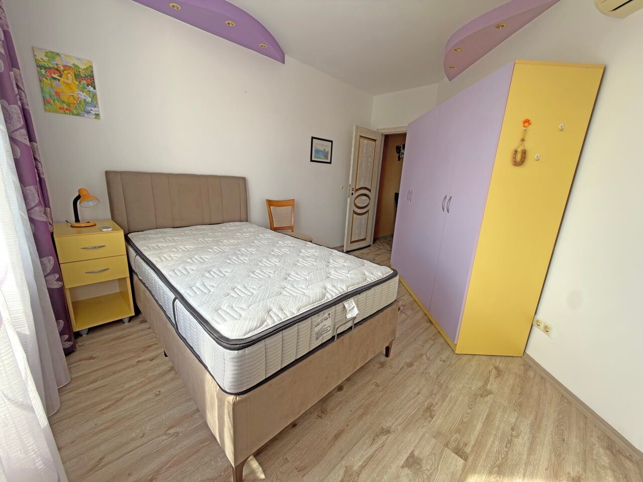Apartmán se dvěma ložnicemi a výhledem na moře, 200 metrů od pláže v Pomorie