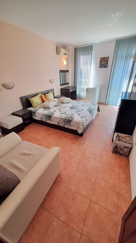 Připravený k bydlení apartmán s jednou ložnicí a nízkým poplatkem za údržbu v Sunny Beach