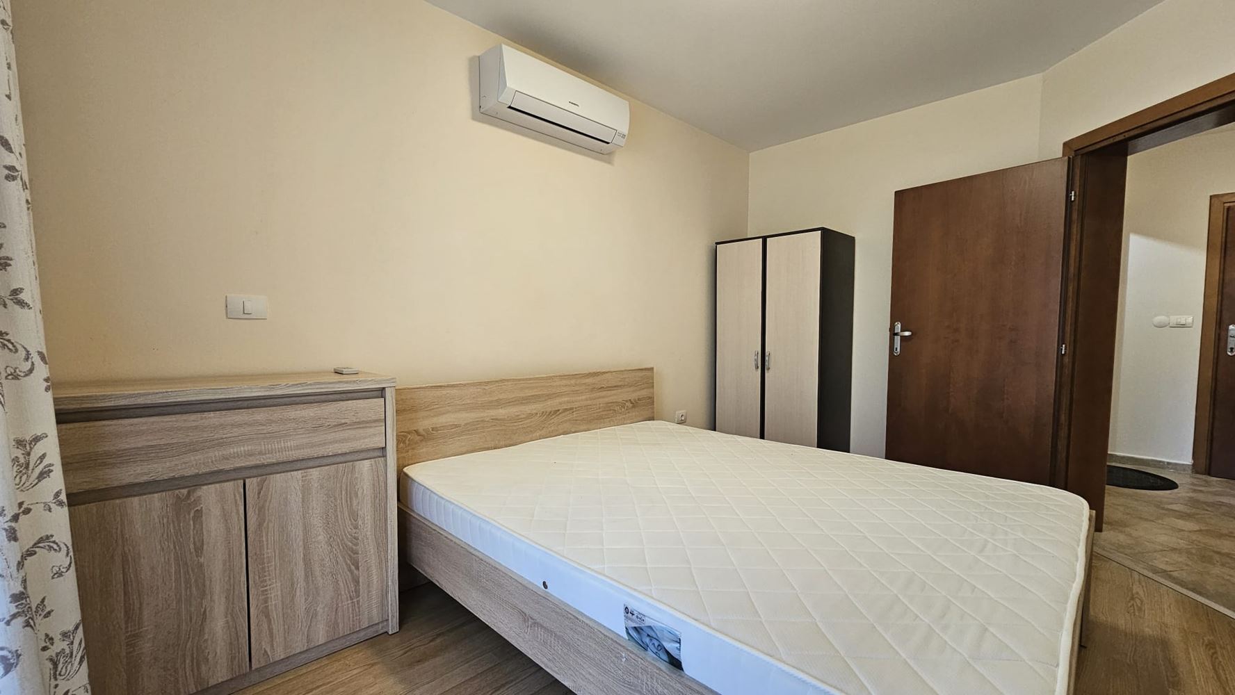 Nemovitost v první linii u moře – útulný apartmán s jednou ložnicí ve Svatém Vlasu