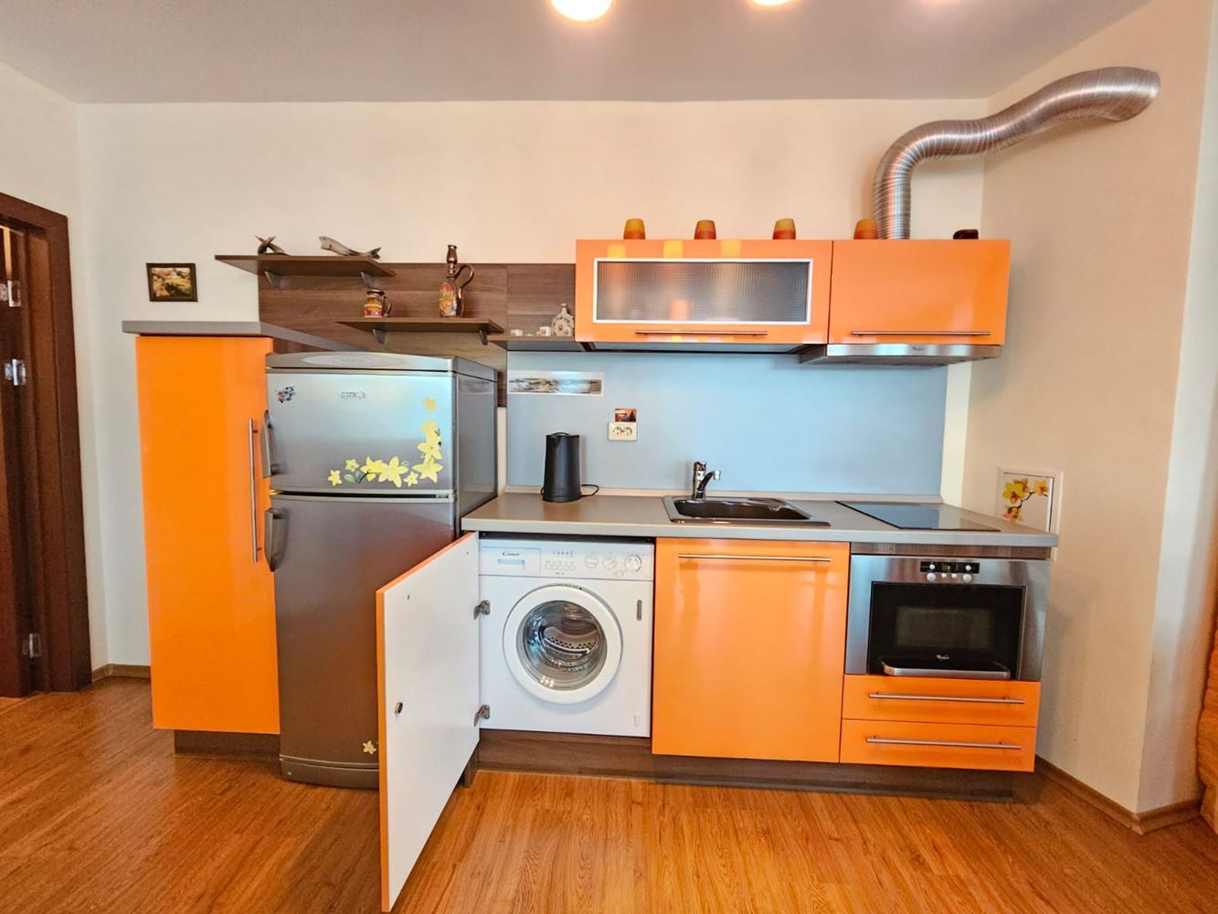 Prostorný apartmán se třemi ložnicemi na první linii moře v Sozopolu s unikátní panoramatickou terasou