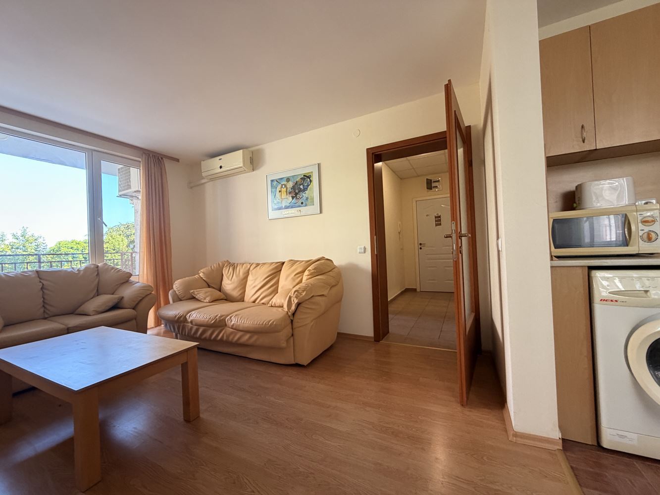 Absolutně první linie v Sveti Vlas! Prostorný apartmán s jednou ložnicí a nádherným výhledem na moře