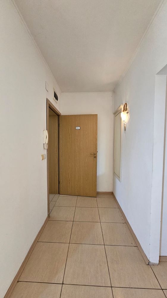 Atraktivní dvoupokojový apartmán s jednou ložnicí v Slunečném pobřeží – bez poplatku za údržbu