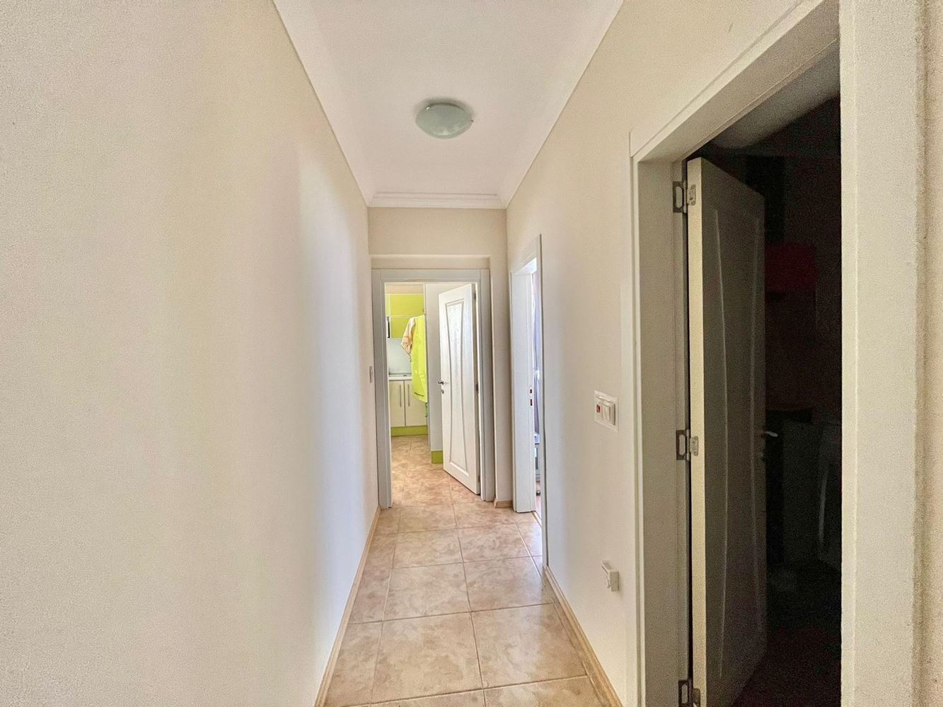 Prostorný apartmán se dvěma ložnicemi a panoramatickým výhledem na moře v Ravdě