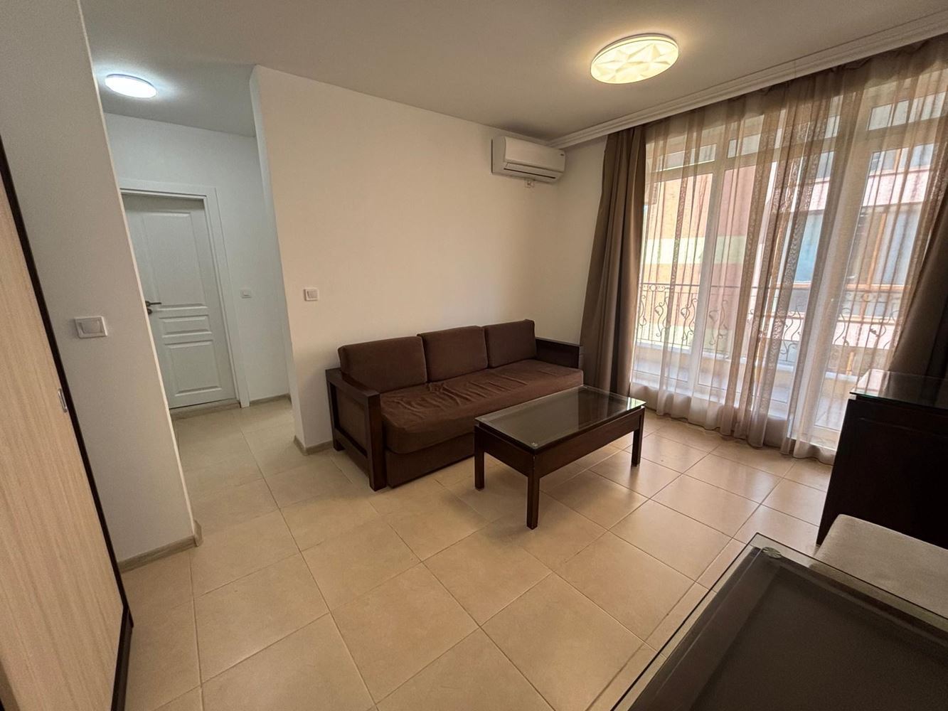 Dvouizbový apartmán v klidné ulici v Ravdě – jen pár kroků od moře