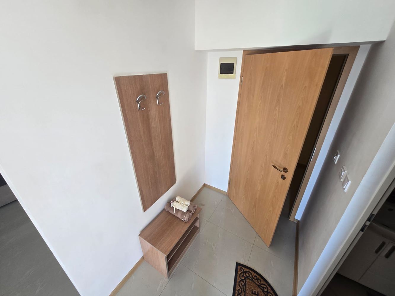 Moderní dvoupokojový byt (s jednou ložnicí) v Sunny Beach – styl, komfort a připravený k nastěhování