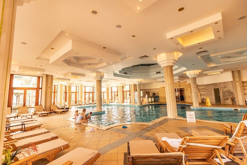 Vysoký standard a pestré vybavení – Skvělé dvoupokojové apartmá v luxusním komplexu přímo u moře v Ravda