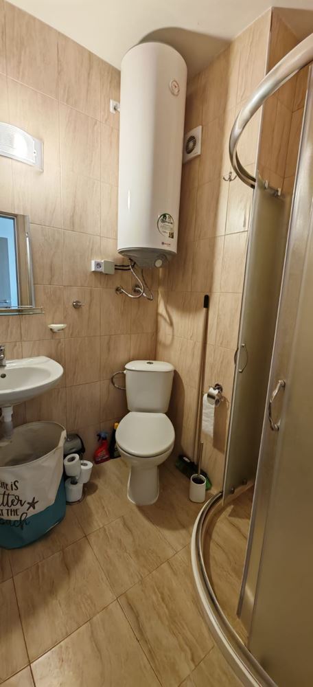 Zařízené studio v klidné oblasti v okolí Slunečného pobřeží – vynikající volba pro dovolenou a investici