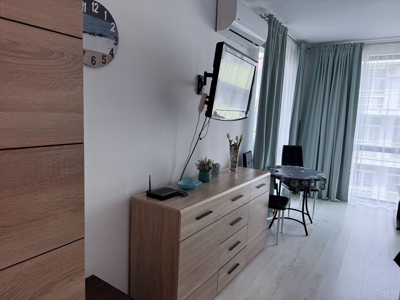 Útulné studio blízko moře v Slunečním pobřeží – skvělá investice a komfort pro celoroční využití