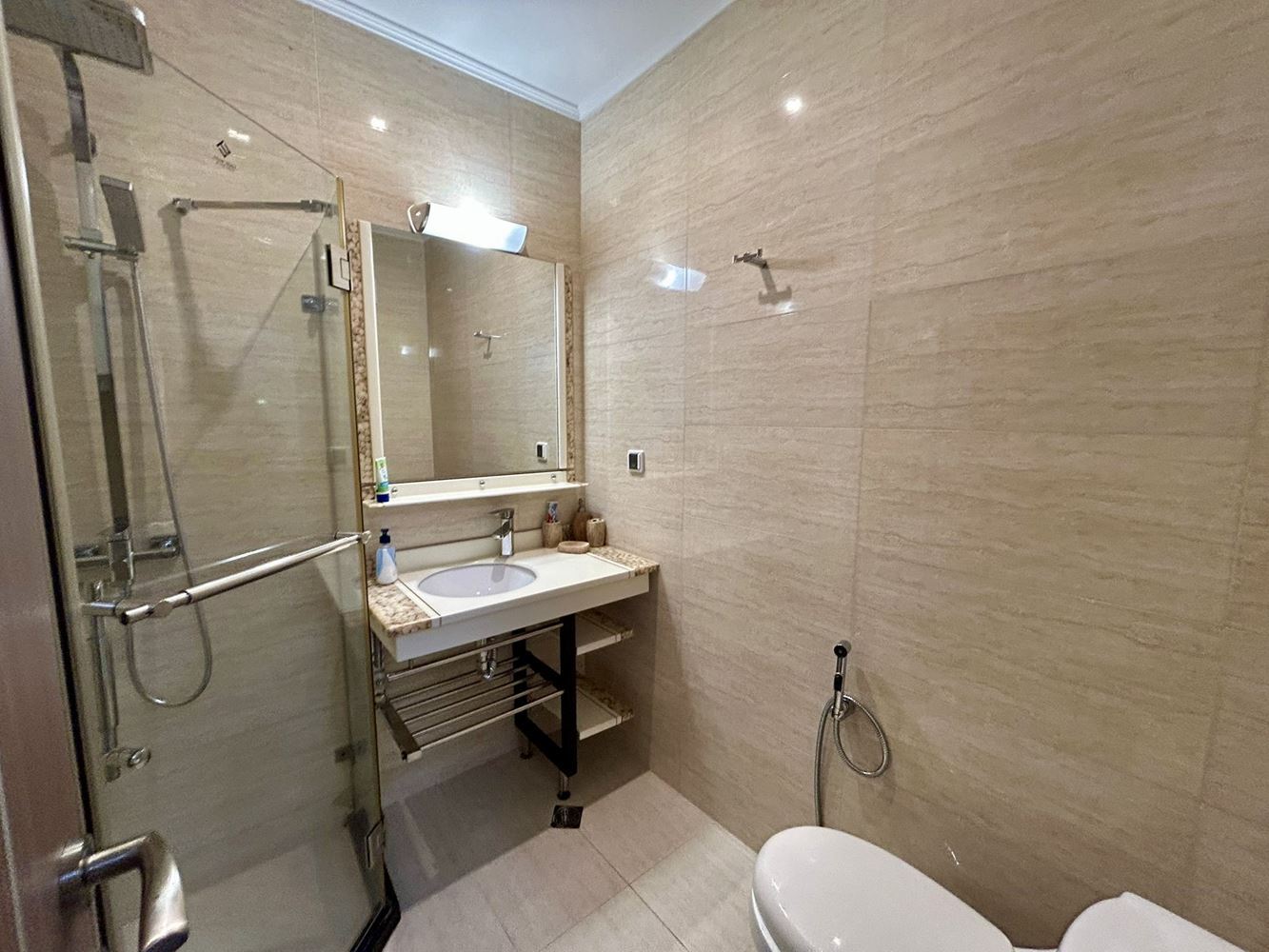 Moderní studio v prestižním komplexu na Slunečném pobřeží – ideální pro investici i komfortní bydlení