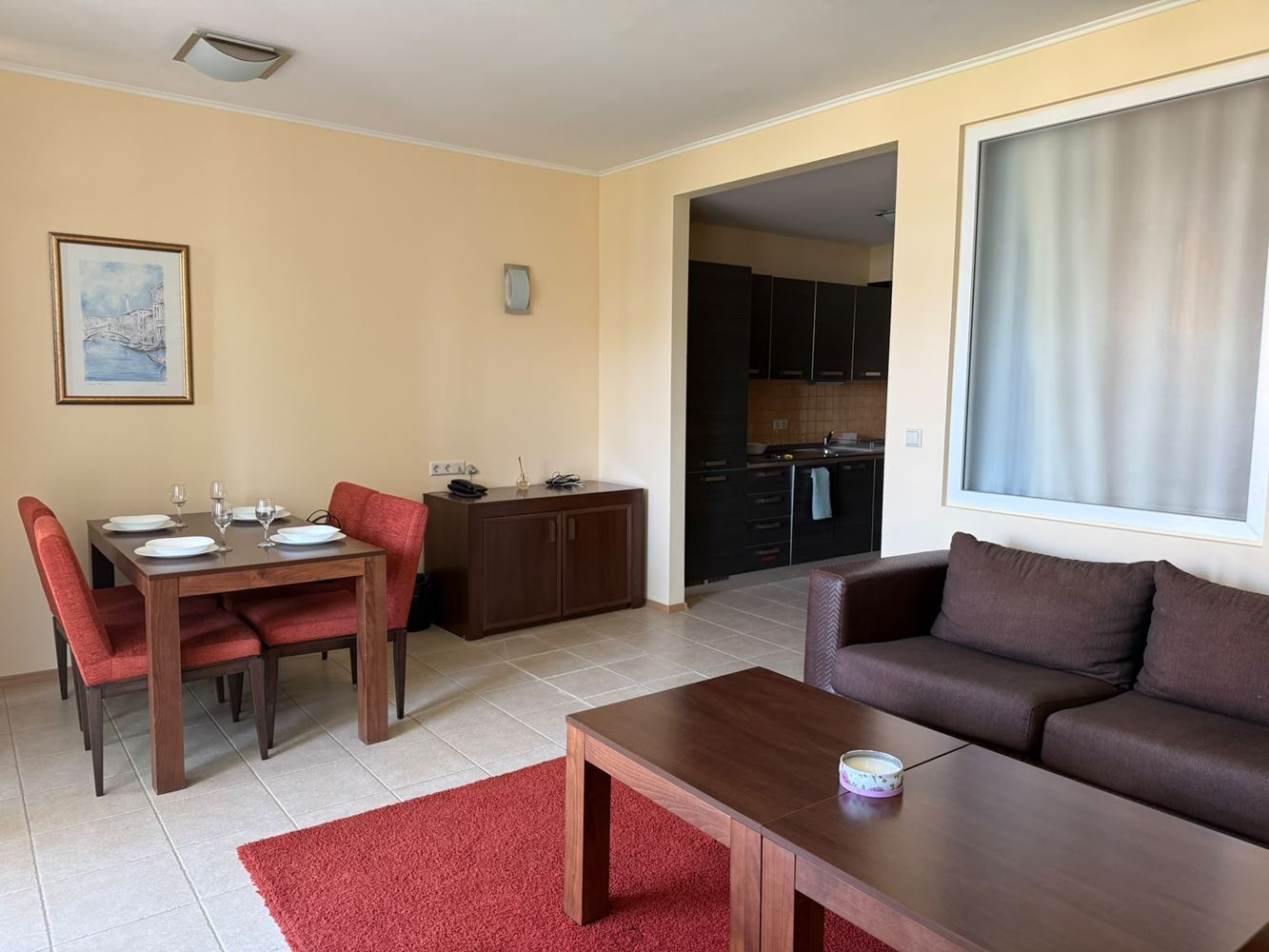 Prostorný apartmán s jednou ložnicí v první linii v Pomorie