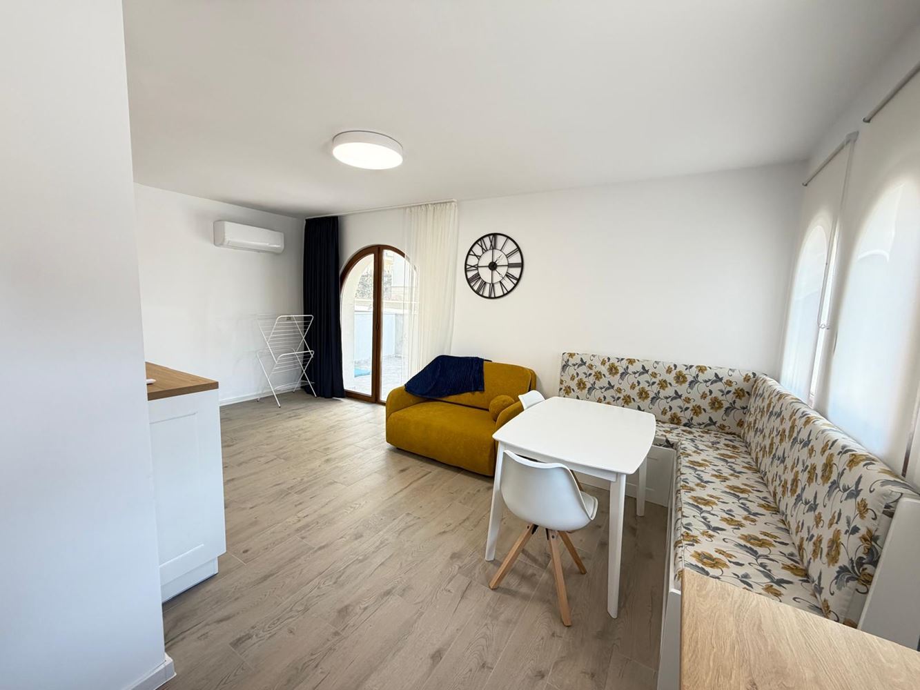 Apartmán s jednou ložnicí v klidné oblasti uprostřed přírody v oblasti Slunečného pobřeží