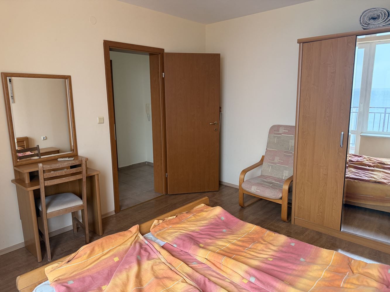Dvoupokojový apartmán v první linii s přímým výhledem na moře – Slunečné pobřeží
