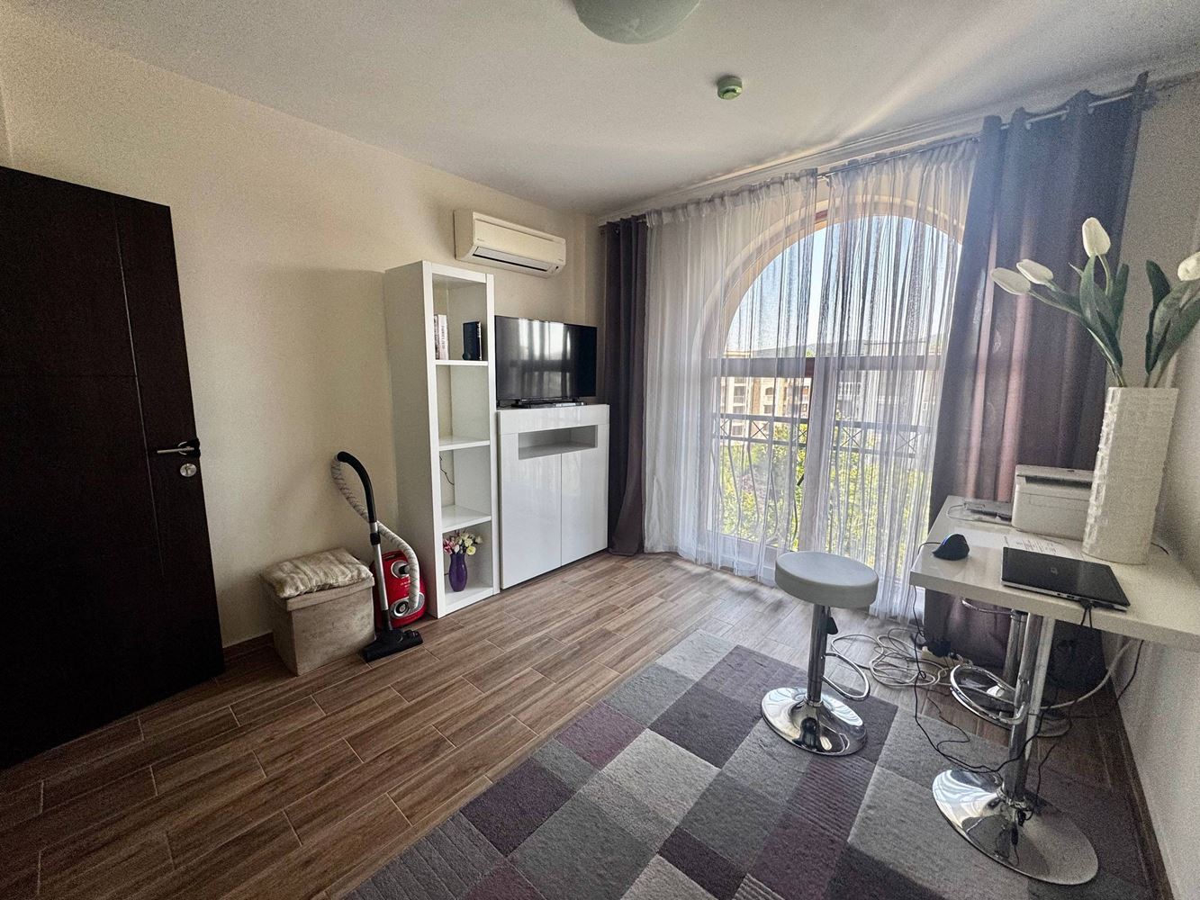 Luxusní apartmán s jednou ložnicí v jednom z nejprestižnějších komplexů ve Slunečném pobřeží