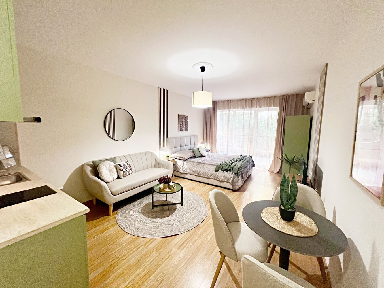 Studio s designovou rekonstrukcí ve Sveti Vlas – pouhých 200 m od moře