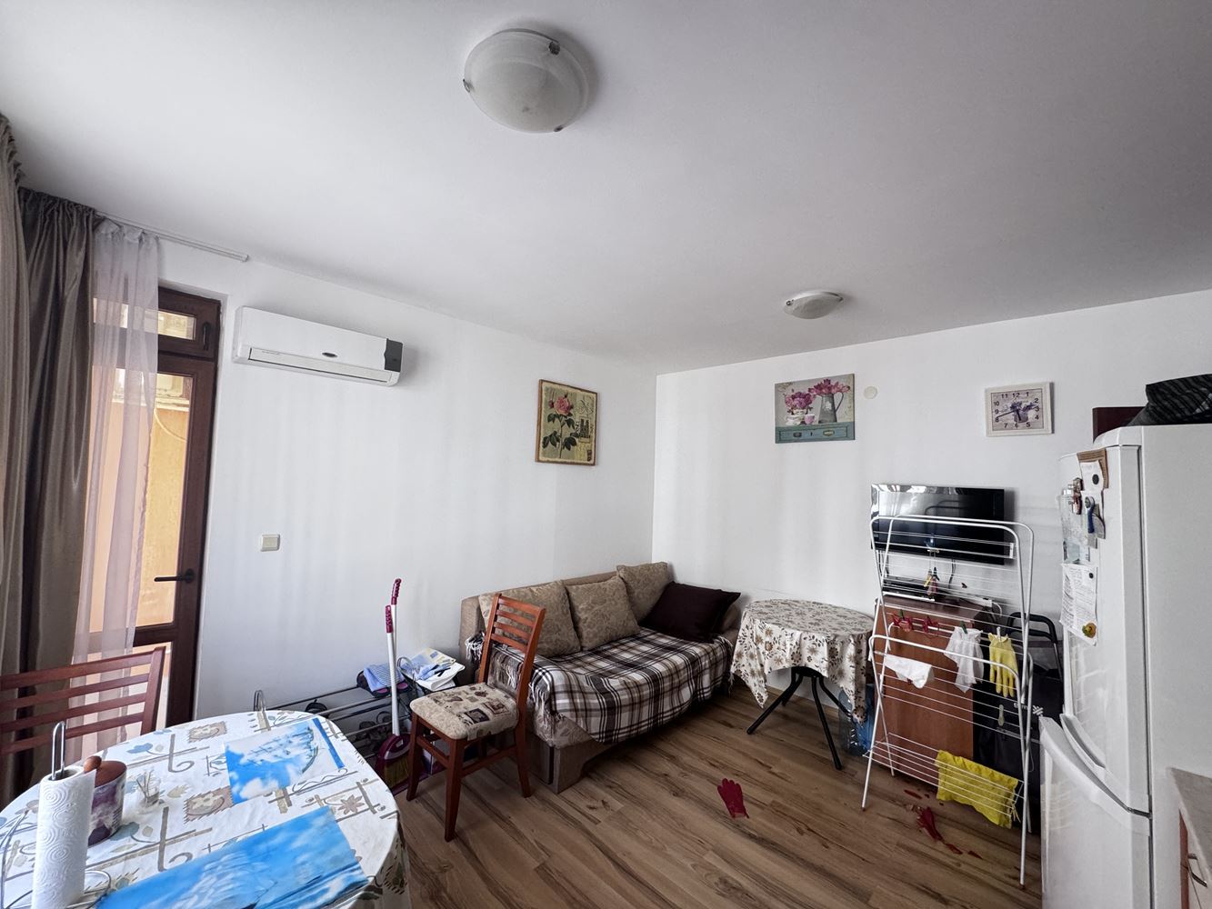 Dvoupokojový byt (s jednou ložnicí) s přímým přístupem k bazénu v komplexu „Viktorio“, Sveti Vlas – komfort a dovolená atmosféra