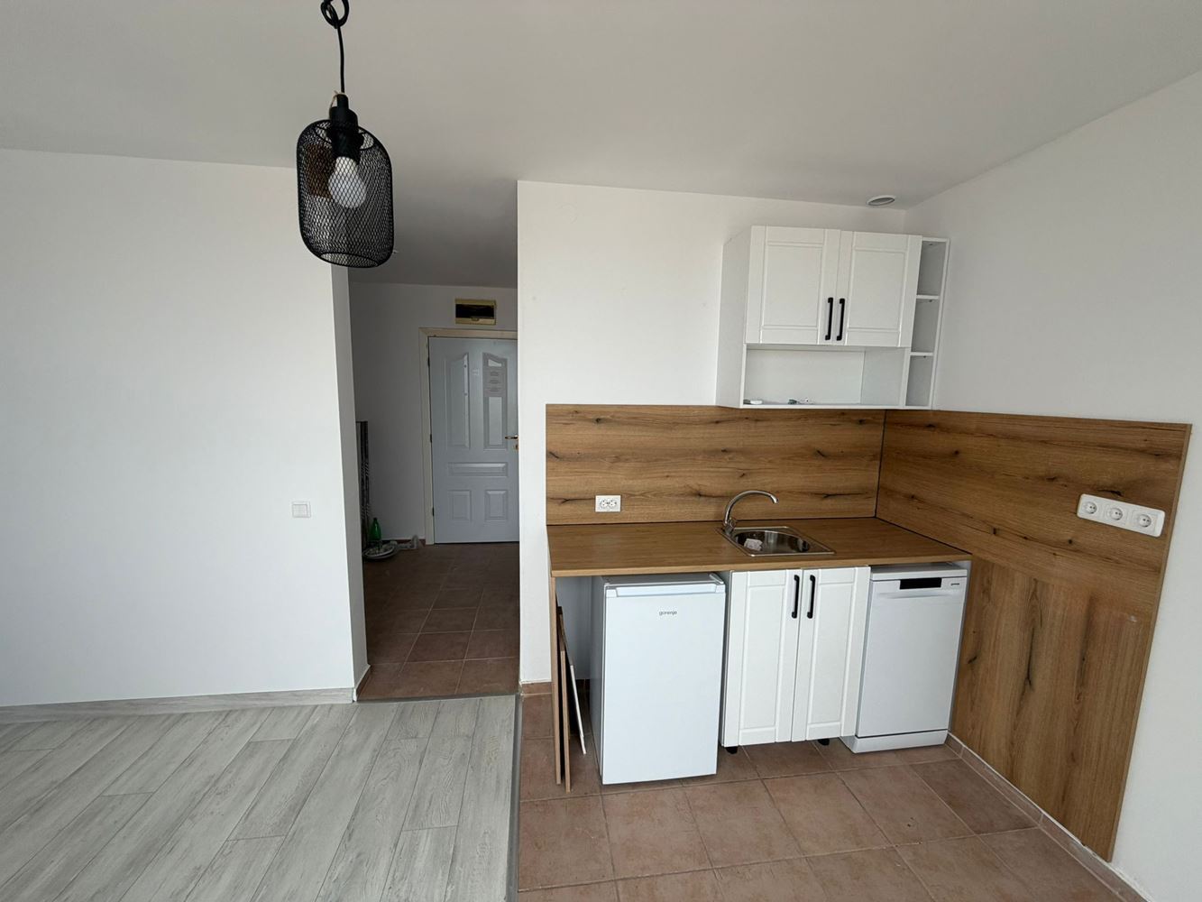 Panoramatické studio s výhledem na moře ve Sveti Vlas – působivá lokalita, rozsáhlý komplex a investice vysoké třídy