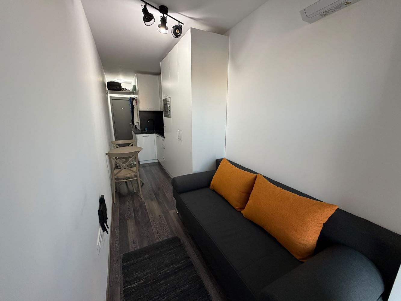 Kompaktní studio ve Sveti Vlas – 500 m od pláže, komplex s bazénem a parkováním