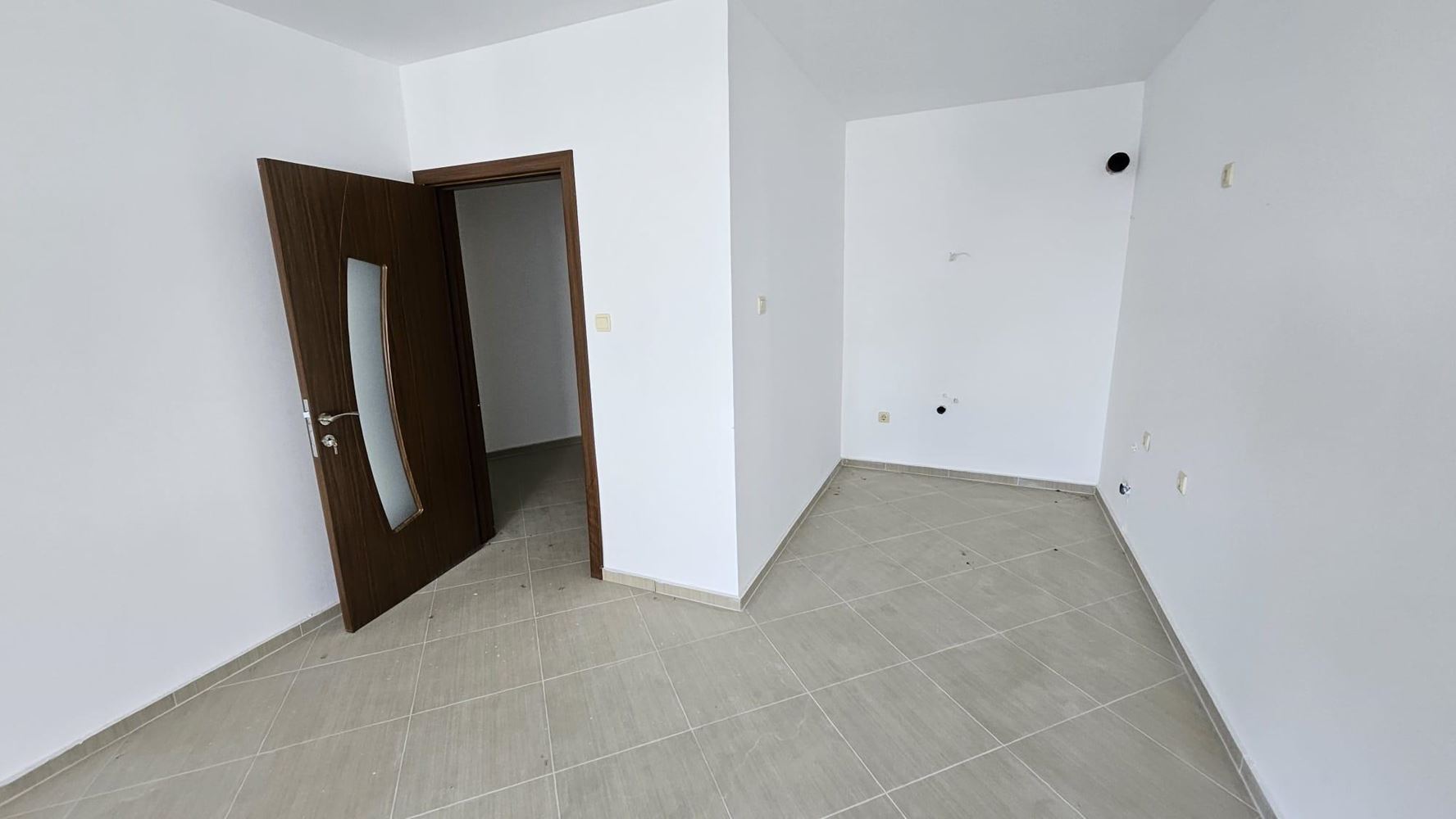 Apartmán s jednou ložnicí a výhledem na moře v Achtopolu – pouze 50 metrů od pláže, bez poplatku za údržbu