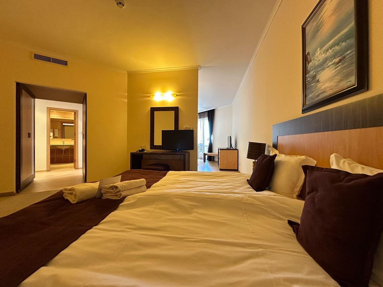 Apartmán s působivým panoramatickým výhledem na moře v první linii v Sunny Beach