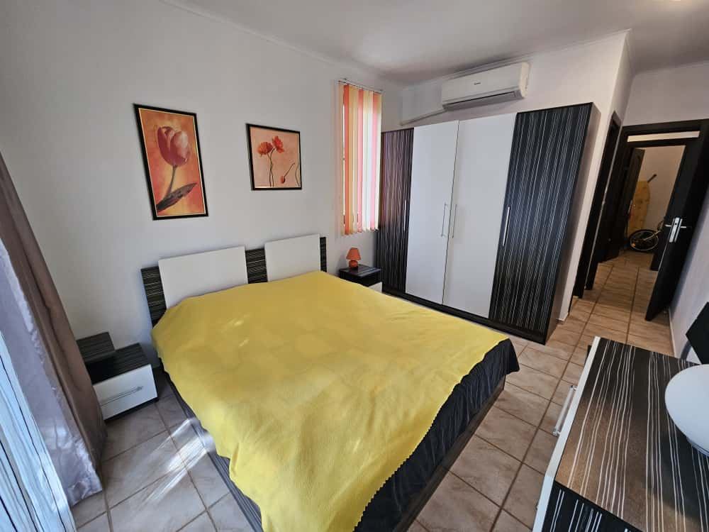 Apartmán s jednou ložnicí se zahradou a verandou v eko-komplexu u Slunečného pobřeží