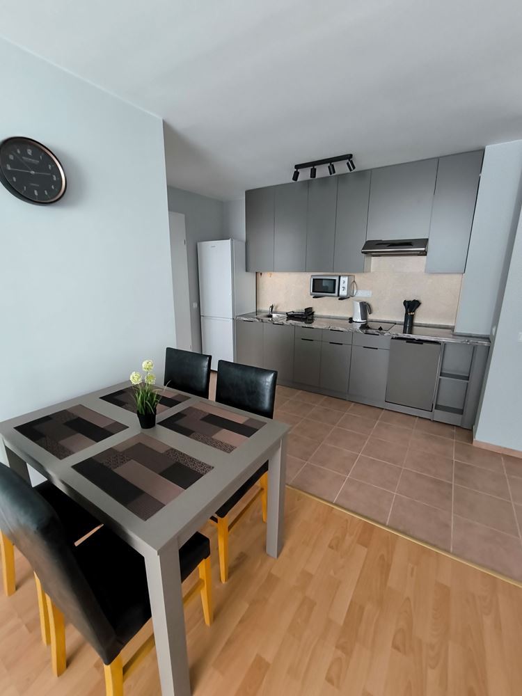 Luxusní apartmán s jednou ložnicí v první linii u moře ve Svetém Vlasu
