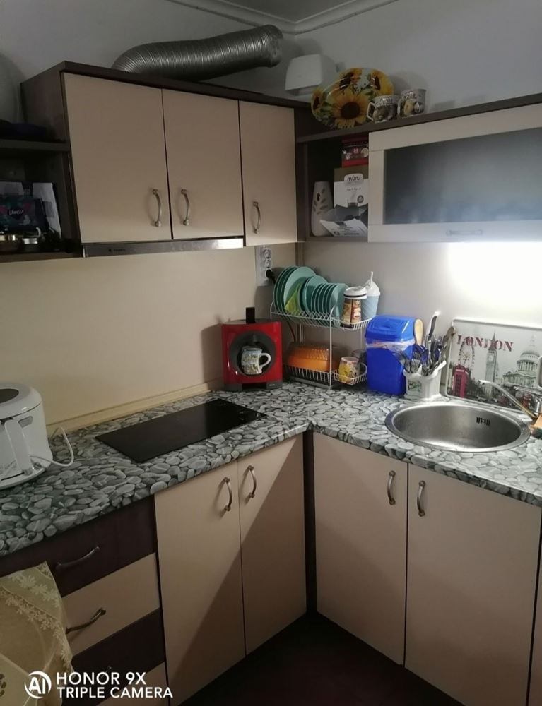 Prostorný byt se dvěma ložnicemi v Nesebaru s nízkým poplatkem za údržbu a bezplatným parkováním
