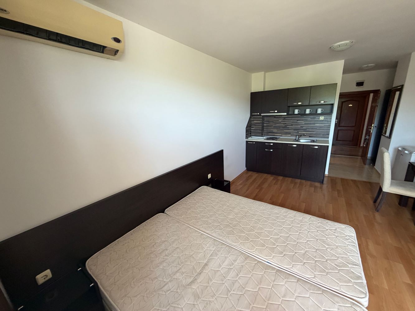 Prostorné studio v moderním SPA komplexu na Slunečném pobřeží – komfort, útulnost a výborná investice u moře