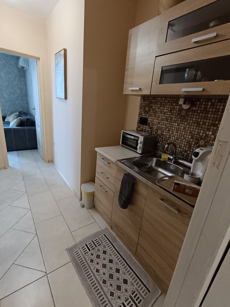 První linie u moře v Nesebaru – apartmán s jednou ložnicí s přímým výhledem na moře, připravený k nastěhování