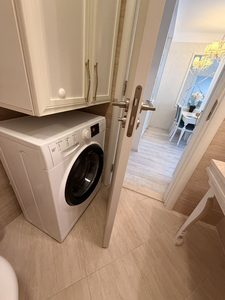 Apartmán s jednou ložnicí s výhledem na park a bazén v prestižním komplexu na Slunečném pobřeží