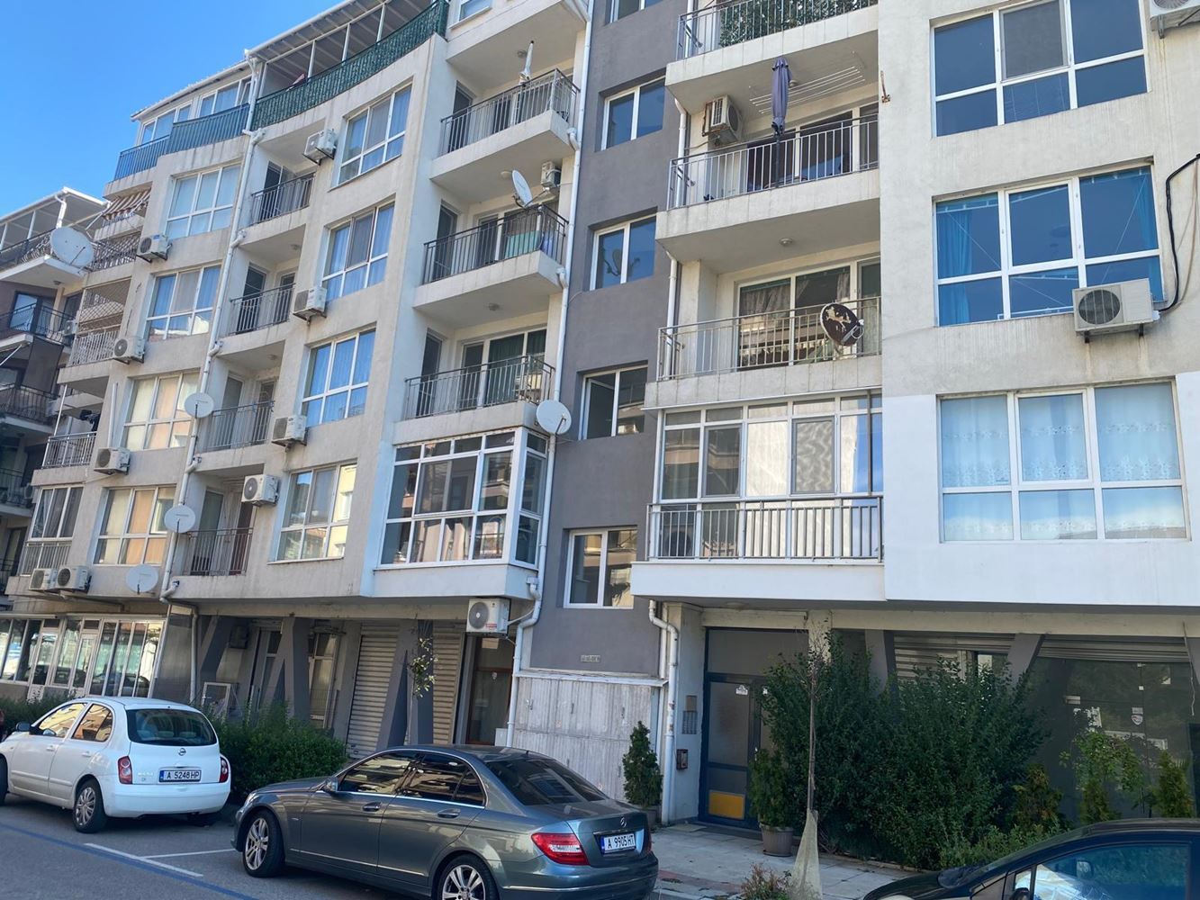 Zařízený apartmán s jednou ložnicí 50 m od moře v Pomorie