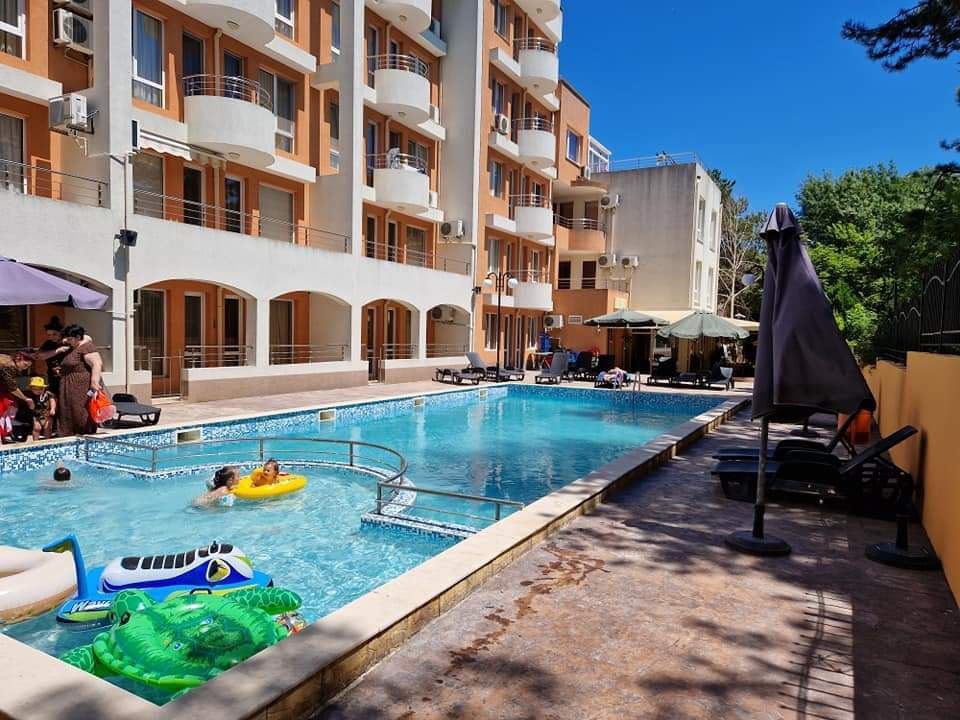 Prostorný a moderní byt s jednou ložnicí se všemi vybaveními v Pomorie