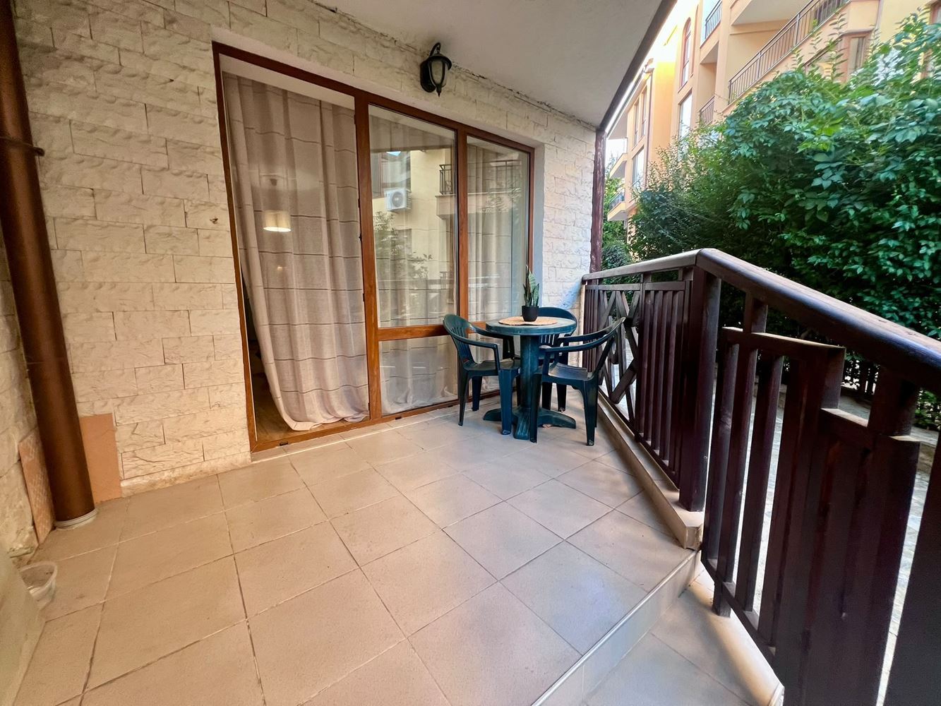 Studio s designovou rekonstrukcí ve Sveti Vlas – pouhých 200 m od moře