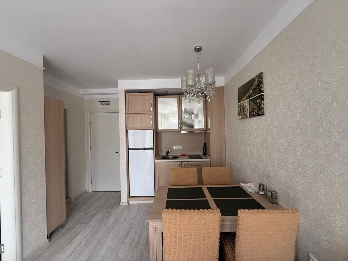 Apartmán s jednou ložnicí v luxusním komplexu ve Slunečném pobřeží s působivými bazény a odpočinkovými zónami